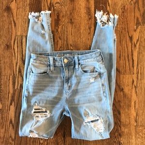 American Eagle Outfitters Distressed Super Hi-Rise Jegging